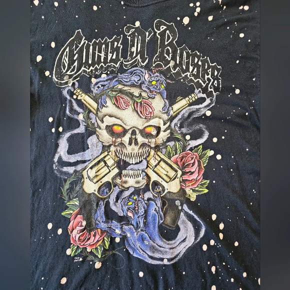 Guns N' Roses Skull Bleached Splatter Graphic Shirt •Size Large• Black Band Tee - Picture 2 of 7
